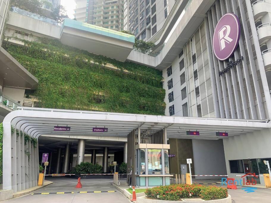 The Robertson Klcc 1 1 Bathroom By Jz