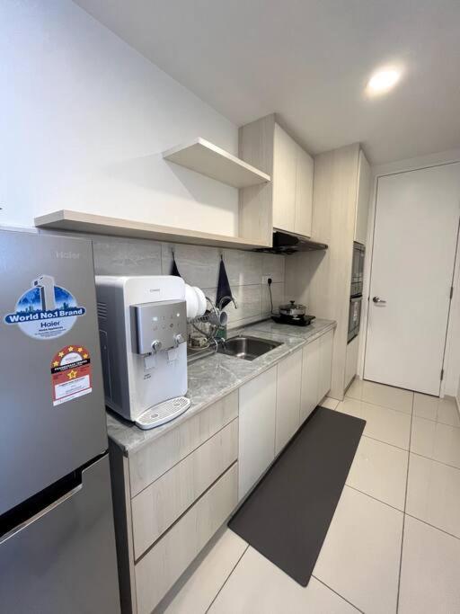 The Robertson Klcc 1 1 Bathroom By Jz Apartment *