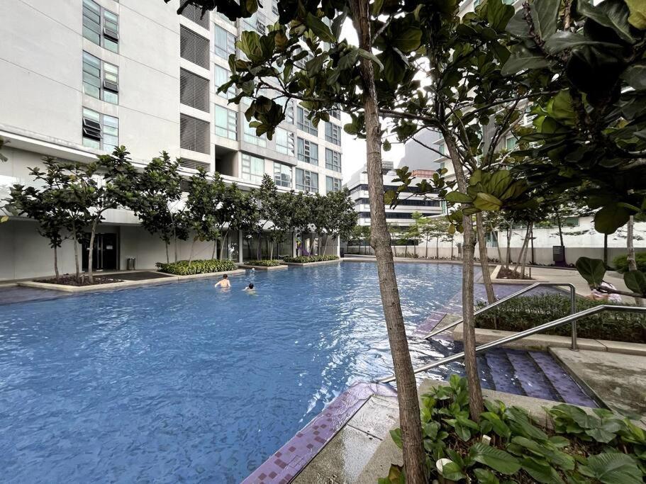 Apartment The Robertson Klcc 1 1 Bathroom By Jz